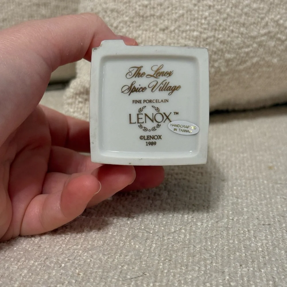 Vintage Lenox Spice Village Dill - Picture 5 of 7